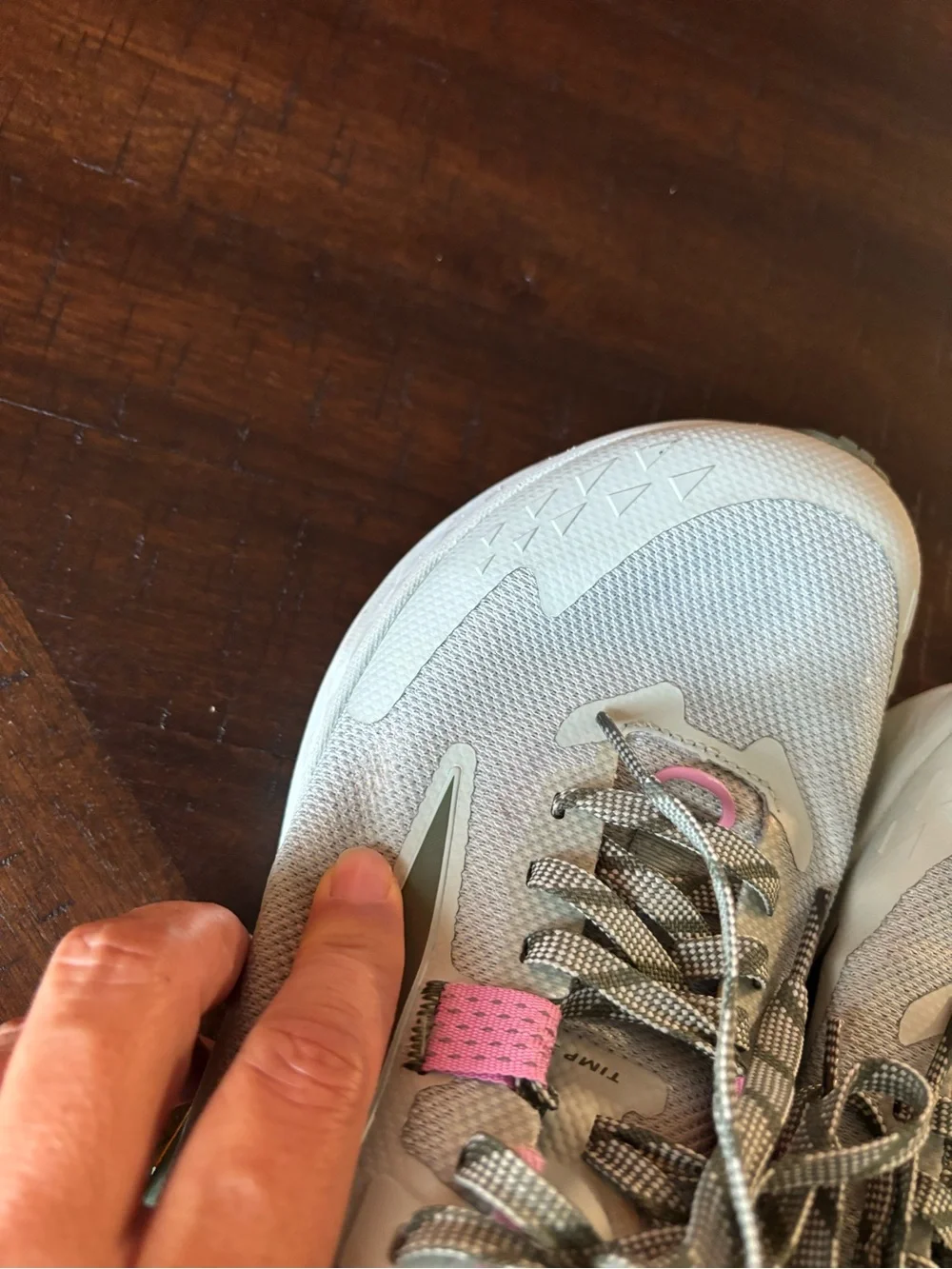 7.5 Women’s Altra Athletic Shoes- Light Green with Labender Accents